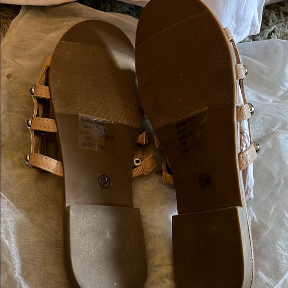 Bar III Tan Caged Design Sandals - Picture 2 of 2